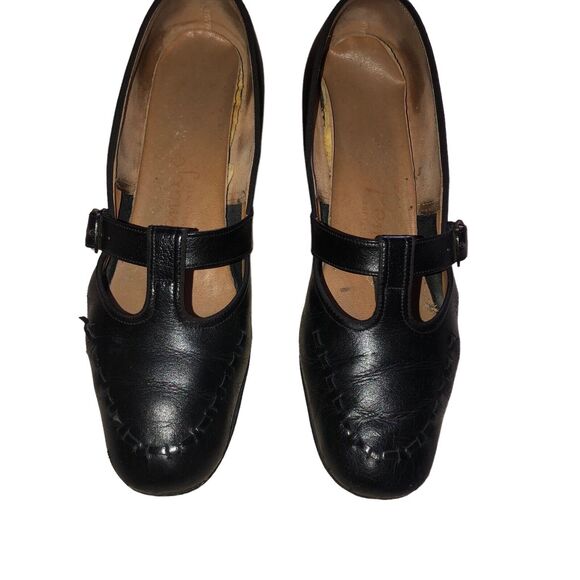 BTG WOMENS PENALJO BONE LEATHER BLACK HEELS MADE‎ IN USA Size 7-7.5 - Picture 1 of 12